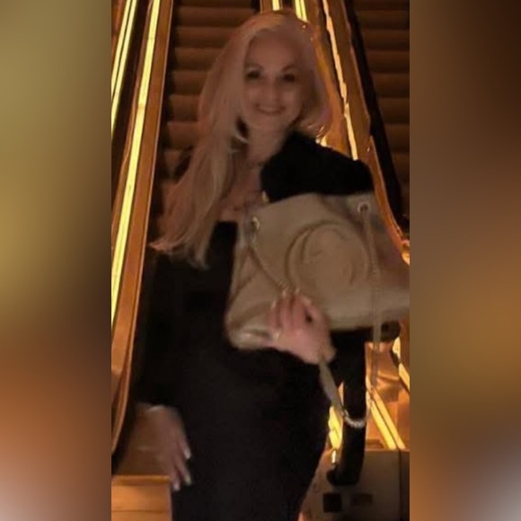 Meet your Posher, Dawn (& Marlie)💕🌷 - Picture 9 of 9